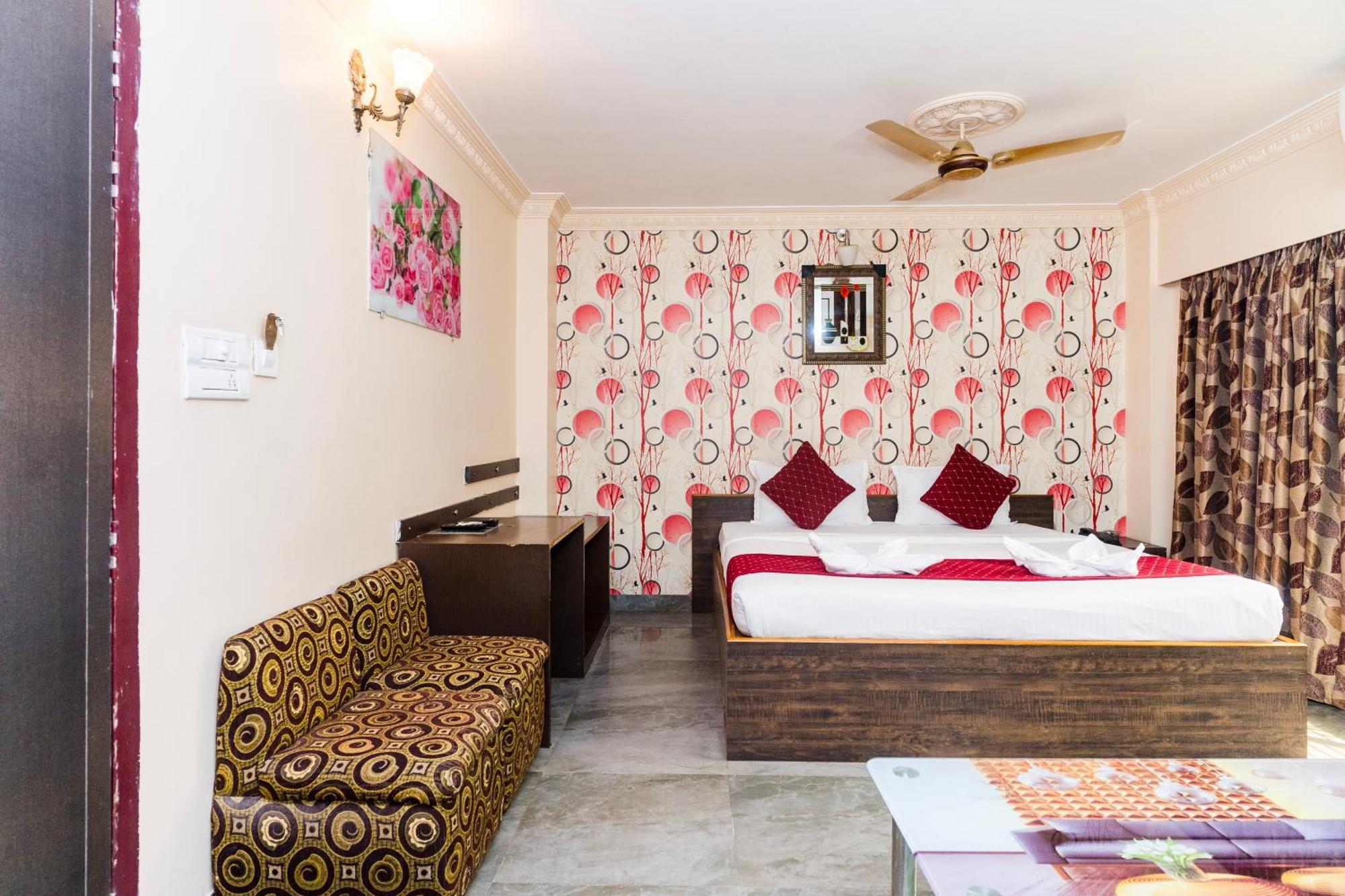 Apples Balaji Inn Siliguri Dış mekan fotoğraf
